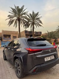 Lexus ux 300h سياره وارد امريكي للبيع موديل 2025  السياره ماشيه 740mi ...