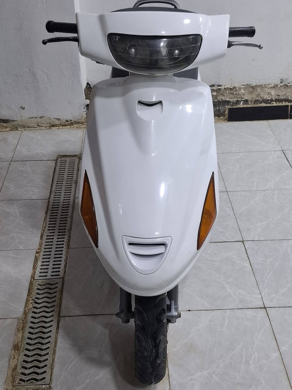 دراجه للبيع فراشه جديده حاويه كفاله عامه مكينه ناعمه فول المكان ديوانيه حي العسكري للاتصال على هذا الرقم ***********
