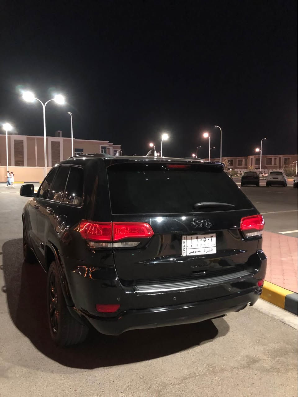 جيب شيروكي لمتدد بلاك توب مديل ٢٠١٧ فول مواصفات رقم بصرة تحويل ثاني يوم السيارة وراد امريكي بيها قطعتين جاملغ وبنيد للاستفسار الاتصال على هذا الرقم ***********
السعر ١٩٠$ وبيها مجال بسيط شط العرب, البصرة

