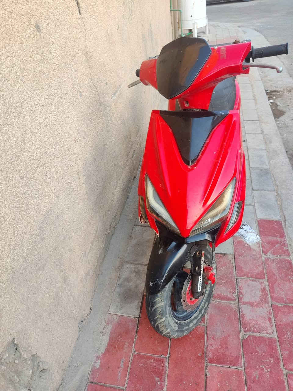 دراجه موديل 21 ما بيه اي نقص فقط بس گاطعه نار كهربائيات شغاله لسعر ب170 لشراي يتصل *********** مكاني كربلاء امن داخلي وذا اكو مراوس اراوس
