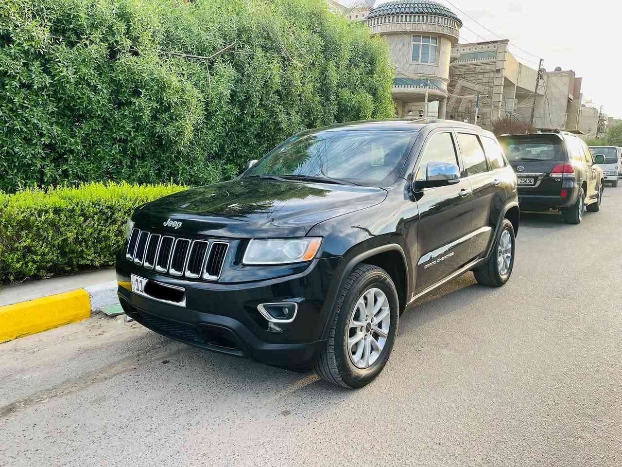 السلام عليكم للبيع جيب 2014  فول 1/1 رقم بغداد بسعر جدا مناسب للاستفسار المراسلة ع خاص او الاتصال ع هذا الرقم ***********
