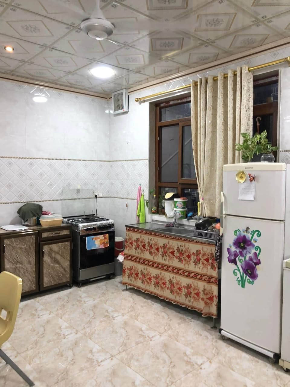 🔥بيع مستعجل بسعر مناسب جداً🔥
🔥الدار للبيع طابو ملك صرف🔥

⛔️المساحة 200 متر واجهة 10 ⛔️
يتكون الدار من طابق ونصف / گراج مطبخ استقبال غرفتين وصاله وصحيات والطابق الثاني غرفة نوم وبيتونه وقابل لزيادة البناء 

الموقع 📍القادسية الثانية قرب مديرية المرور القديمة موقع مميز مقابل متنزه قرب التجاري 
💥🔥🔥السعر 157 وبي مجال 🔥🔥💥

🛑للاستفسار    ***********
