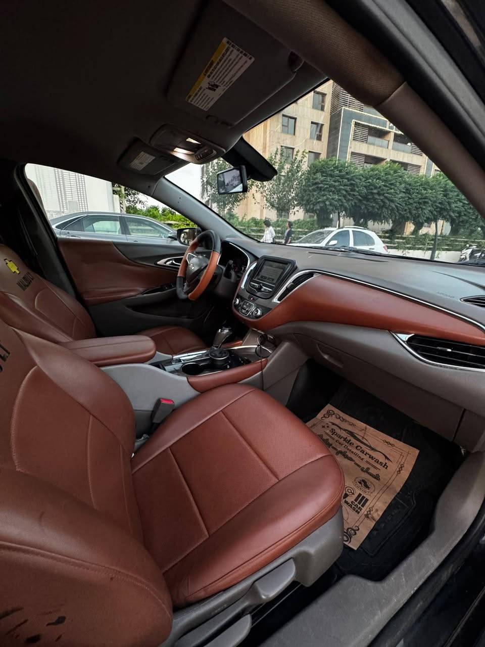 Chevrolet Malibu LT 2018

شوفرليت ماليبو ٢٠١٨
مواسەفات LT
سيارة بي جاملغ صبغ فقد و شبرين جاملغ خلفي بدون دواخل 
تحديث بجم السيارة ٢٠٢٤
بصمة،  شاشة ، كاميرا ، تشغيل عن بعد لايتات ليد و زینون بلادي 
كشنات كهربائي و هيتر داخل قهوائي تبريد مركزي و بعد مواصفات.....
تحويل و غرامة بشرط 
 سعر ٩٣ مجال...
***********

Chevrolet Malibu LT 2018
 شۆفرلێت ماليبو ٢٠١٨
مواسەفات ئەمریکی 
تەنها چەمەلەخی لای سەکن بۆیاخە بێ ناو گرتن لە گەڵ بستێک چەمەلەخی دوای سەکن 
سەیارەکە پیشی کامل کراوە بە ٢٠٢٤ 
بەسمە، شەغال، کامێرا، کوشن جلد و کوشن کارەبایی ، ناو قەیسی ، تبريد مەرکەزی لایت ئۆتۆو و زینۆنە لایت لیدە، زۆر مواسەفاتی تر..
سعر ٩٣ و معامله....
*********** السليمانية, العراق
