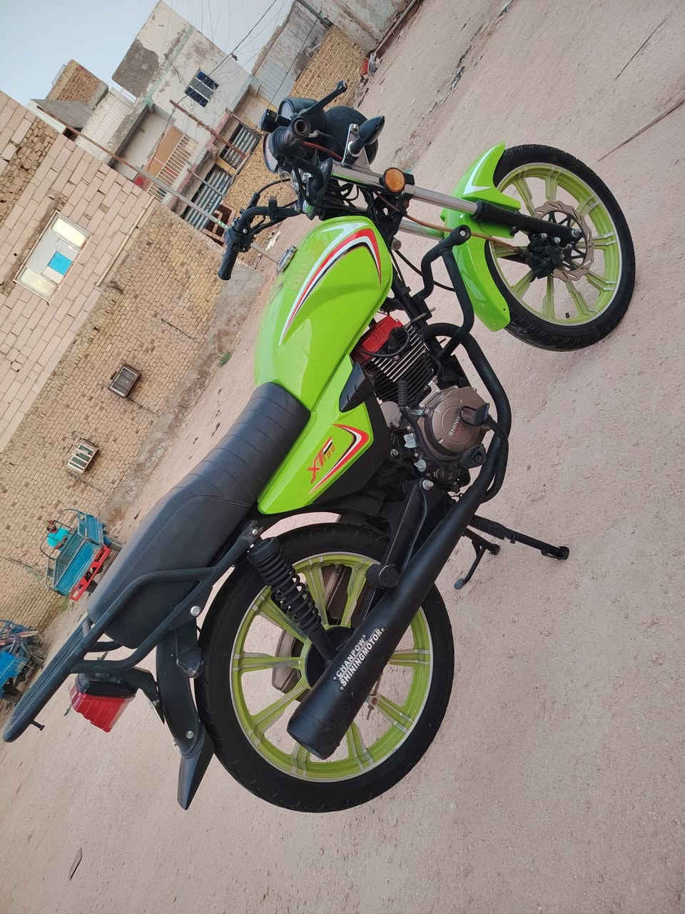 سلام عليكم دراجه للبيع شاينك موديل 2023 مكاتبه وي الوكيل مباشر دراجه حيل نضيفه من وكيل طالعه اوراق اصولي مكفوله كفاله عامه وين مايعجبك افحص شرط نضافه والفحص مكلف بنشر مكان ديوانيه مركز ***********

