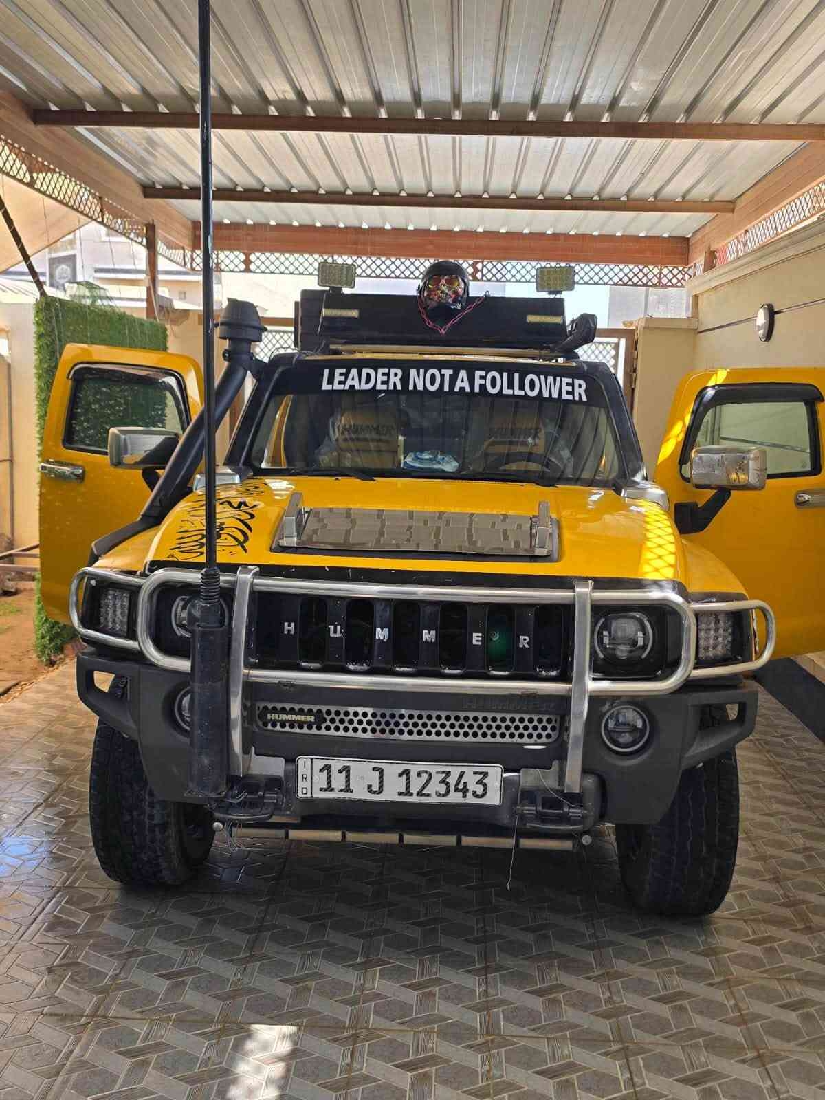 السلام عليكم اللهم صل على محمد وال  محمد
(HUMMER H3 )🧿
فول 
👈🏻موديل :2007
ملاحضه السياره كلين تايتل بدون حادث 
المواصفات 
👈🏻 اللون اصفر مميز 
تبريد ثلج 🥶
كير ومحرك ماشالله خير من الله
محرك خمسة سلندر (3700)بلادي 
منظومة غاز 🔥
شاشه كبيره
بلوتوث 
كامره 
ويل كب  
داخل كله اصفر جلد 
تخم تايرات حاله جيده 
سماعاتً دمام
نيكلال
اشاير صفح
رقم بغداد دولي(مميز)
سيارة ما تصرف عليها ألف دينار 
نوزلات بلكات مراوح عاصفه انسى الحماوه بل صيف 
🫵🏻ملاحضة اقرأ زين وغير هاي ماكو ❤️
🫵🏻ملاحظه السياره عليها تعديل اكسسورات خارجي 
👈🏻السعر :95$وبيها  مجال  بسيط🤙 وشوفت عينك النضافه 
للاستفسار الاتصال ***********
- [ ] 
عنوان السيارة  (بغداد )
