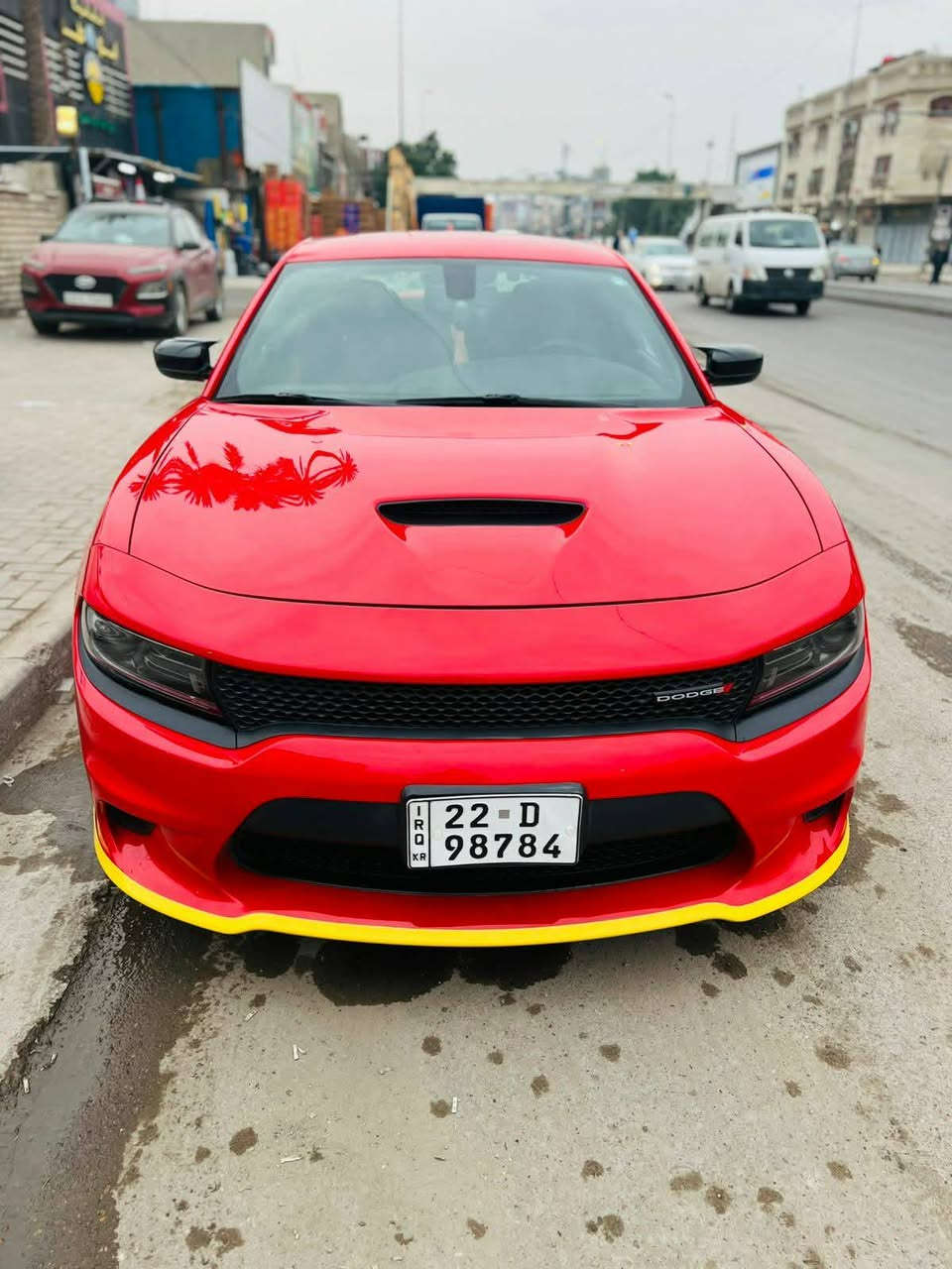 سلام عليكم عندي جارجر 2022 GTاحمر للبيع السيارة حادث خفيف جاملغ خلفي صبغ او مباوك الباب الخلفي ...
رقم اربيل تحويل مباشر...
السيارة موجود اب بغداد البياع 
السعر 280
رقم الهاتف ***********
