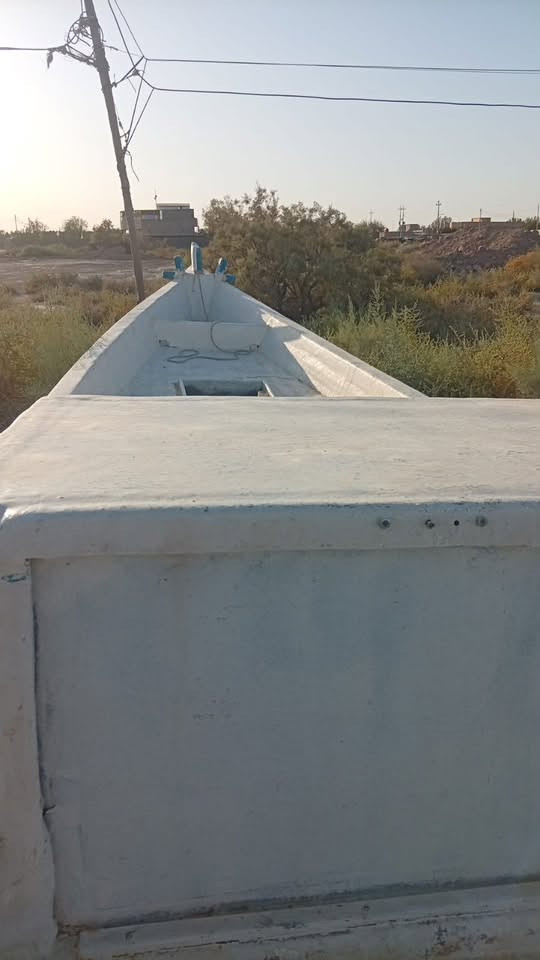 بانوش للبيع طول 17ذراع والعرض مترو40 ابي الخصيب 
 ‭***********
