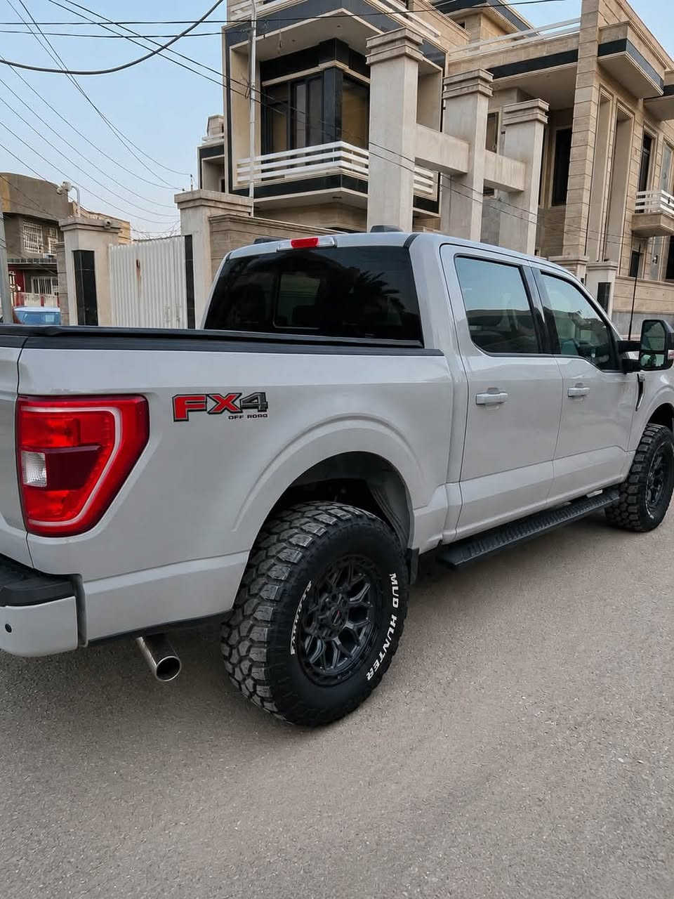سياره فورد (F150) للبيع ..
سياره فورد للبيع باب طويل بدي قصير دفع رباعي 4*4 لون اسمنتي مميز شاشه كبيره كير طياره كيجات دجتل فول موصفات ماعدا الفتحه فئه XLT مديل 2023 كشنات كهرباء حادث السياره (بابين) فقط ماشيه 155 الف تحكم وضعيات قياده رادار امامي خلفي وجانبي كامره رقم اربيل تحويل وكاله ثاني يوم سنويه جديده هزه جديده مكينه 5000 (8) سلندر لايت LED  زنون 4 عدسات ويل كب رابتر المكان ( حله) للاستفسار : لاتصال على الرقم (‭***********‬)
