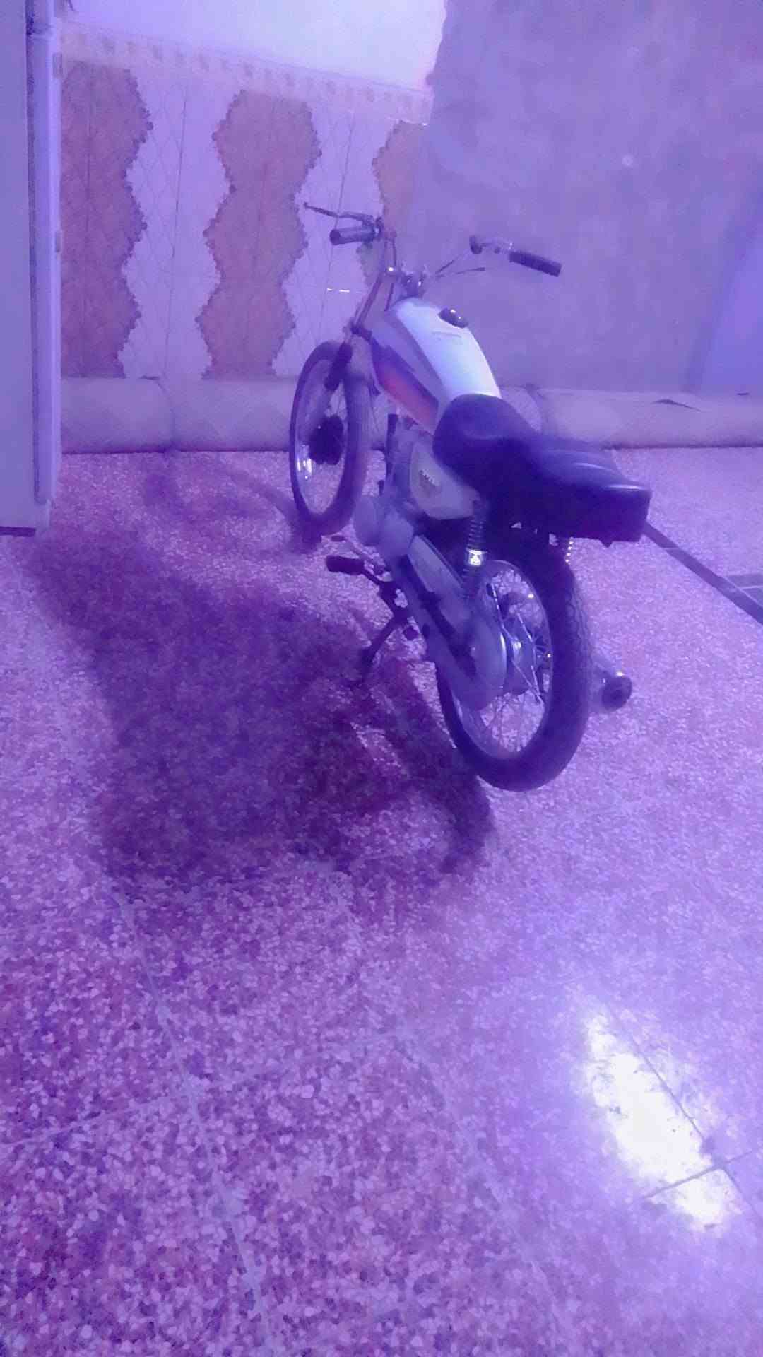 مكينه متياز • معدل • مو سكنر