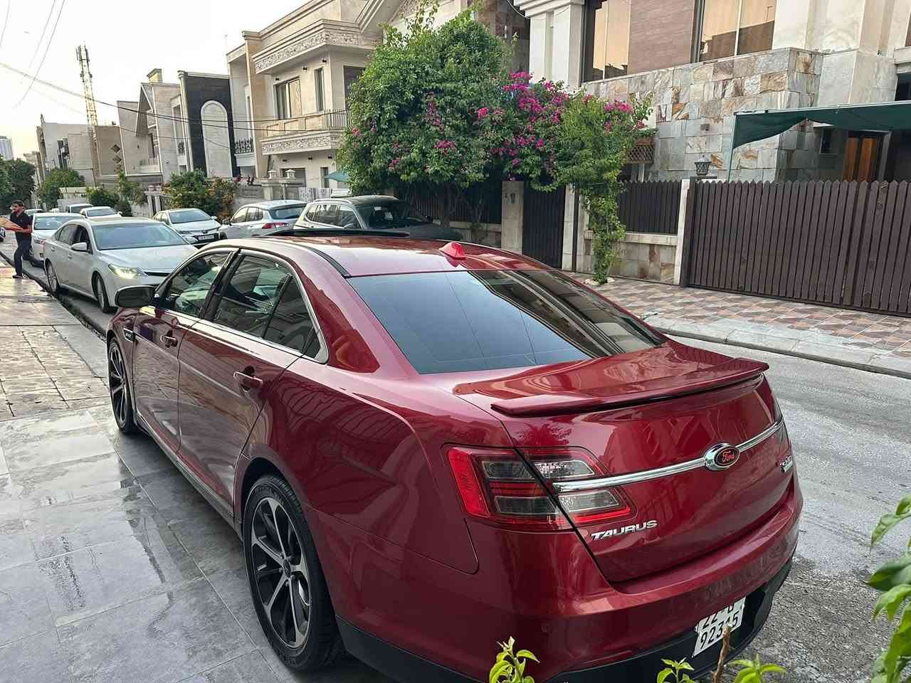 فورت توروس شو 2014
6سلندر توين توربو سيارة فوول لل فوول مواسةفات رادار مراية حساس ثلاث كرير اثنين توربو سيارة عل وضع شركة يربك سليم بيهة قطعة واد بدون دواخل كوشنات مساح تتفية حتة بانزين يستوب كهرباءي كوبش نضيف سيارة كير محرك تبريد تحويل كولشي بشرط سنوي جديد رقم جديد موكان اربيل ***********
