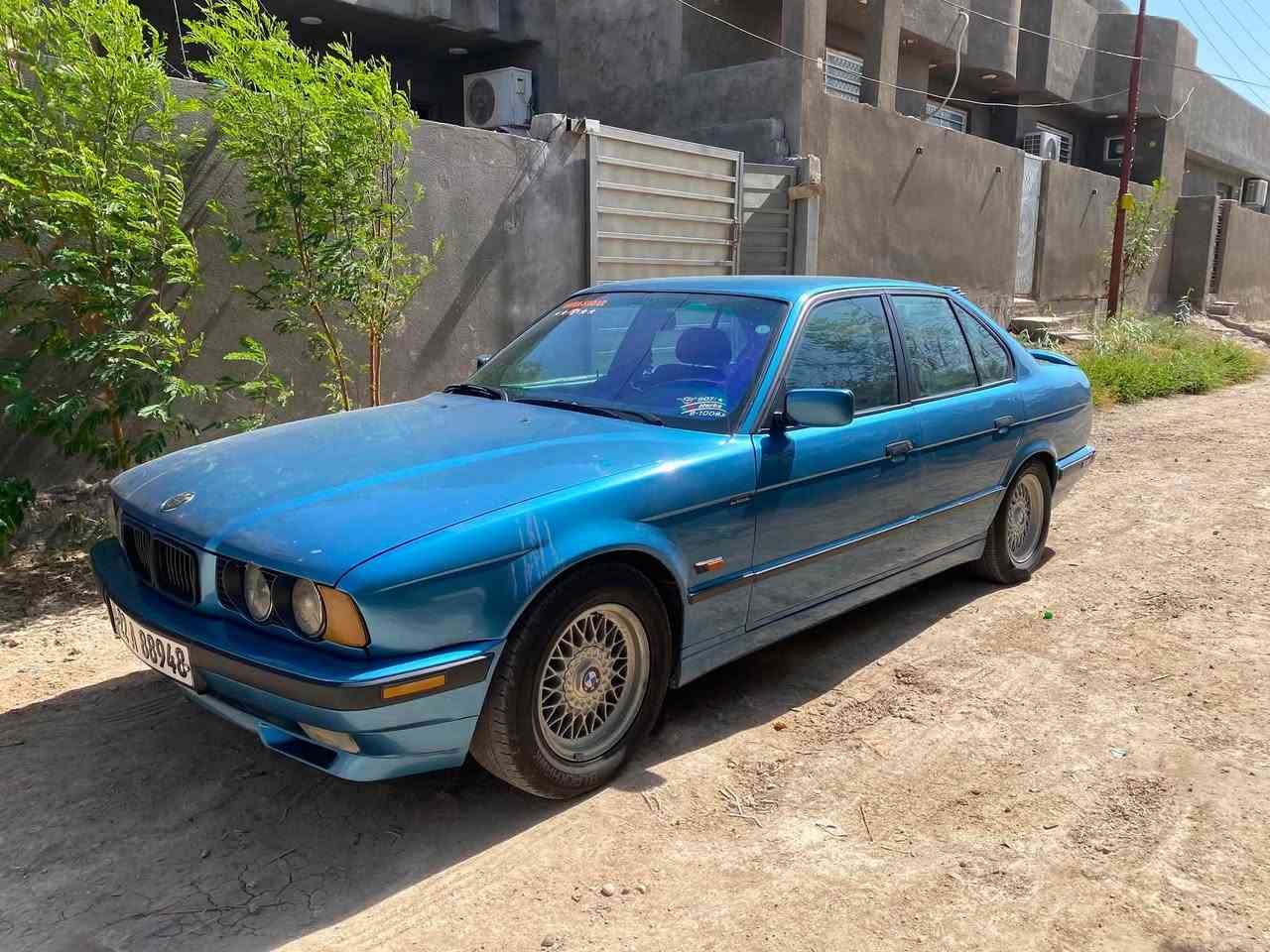 BMWموديل1993
525كشنات جلد اسود +كهرباء تبريد شغال ثلج❄️❄️كهربائيات كلها شغاله رقم اربيل تحويل مباشر السياره خير من الله واحله من الصور تجي واشوف 

السعر75وبيها مجال 

للاستفسار اتصل عل الرقم***********
***********
العنوان بغداد المحموديه

