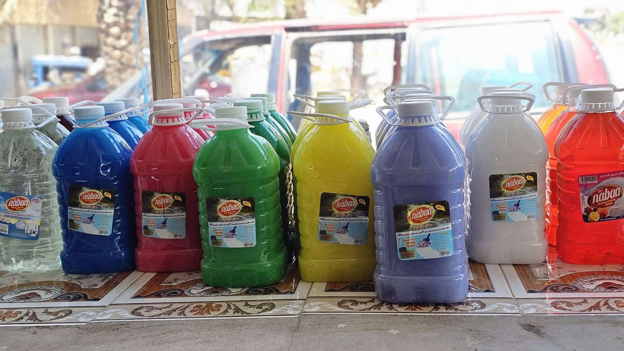 رجع اتوفر انواع المنظفات في مجمع الكدساوي 
زاهي  دبه ٢٠ لتر ب ٦ الاف 
زاهي دبه  ٢٠  مركز درجه والى رغوه وثخن ب ١٣ الف 
زاهي دبه  ٣ لتر كل الاطعمه  بي بس ب ١٠٠٠ 
قاصر دبه ٣ لتر ب ١٠٠٠ الف 
زاهي دبه  درجه ١٠ لتر  اولى مركز ثخن و رغوه ب ٩ الاف 
صابون سائل توفر نوعيتين ب ١٥٠٠ وب ٢٠٠٠
 شامبوات موجوده انواع 
معطر جو   ب ١٥٠٠
معطر متعدد الاستخدام  كلش عطره طيب وكل الاعطور بي 
دبه ٣ لتر ب ١٠٠٠
معقم ارضيات مع معطر ب ١٥٠٠ 
يوجد توصيل مناطق حصوه اسكان سكندريه مجمع 
 عنوان الحصوه طريق حله بغداد  قبل شارع مويلحه 
***********
