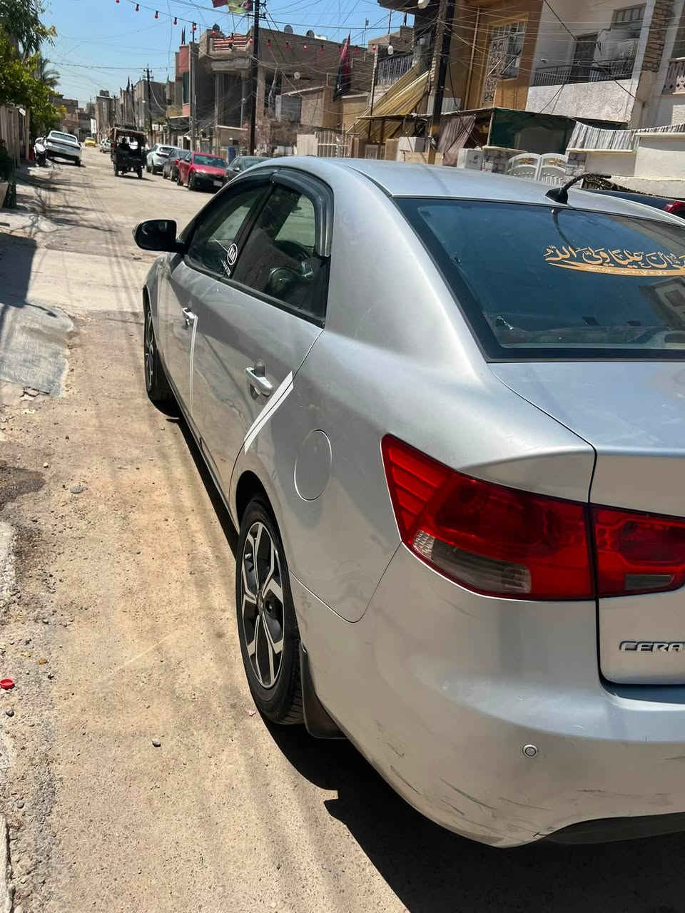 سيراتو 2010 خليجي سياره كامله ونضيفه تبريد ثلج  اي عطل او نقص مابيها سنويه لل2030 بدون حادث صبغ فقط جاملغ وباب خلفي السعر 94 وبيها مجال مكاني بغداد ساحة مضفر او الامين الثانيه *********** واتساب
