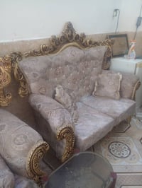 طخم ملكي • صوفا