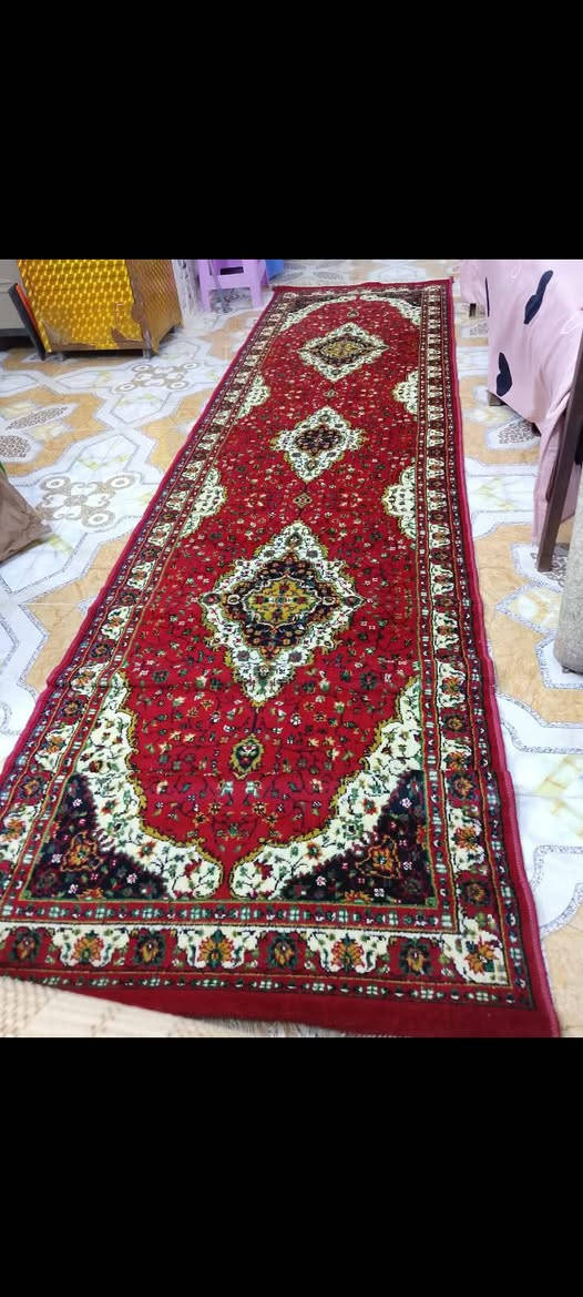 سجادة • لا تفاصيل • للبيع