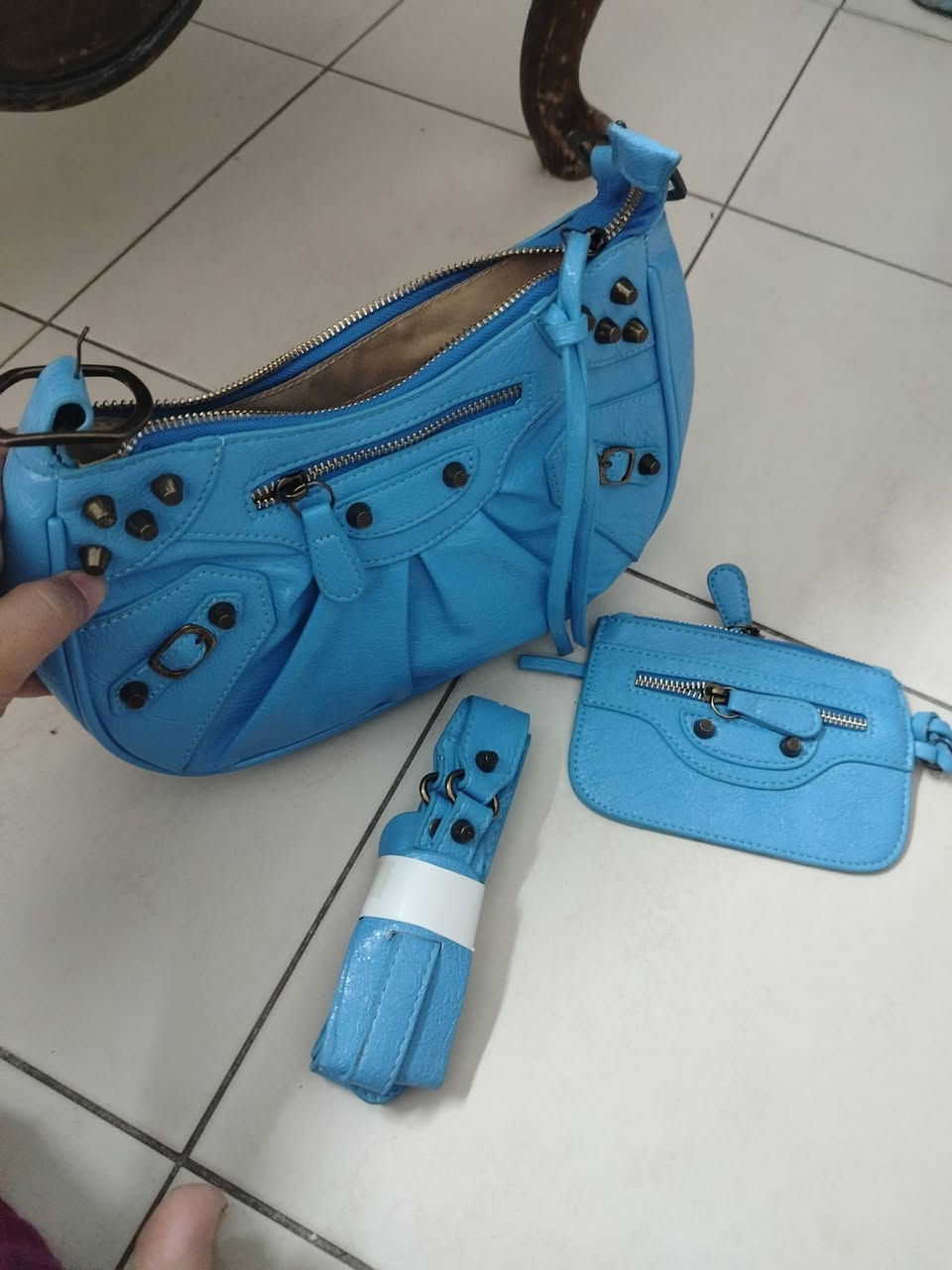 بنات • جنط • حجز واتساب