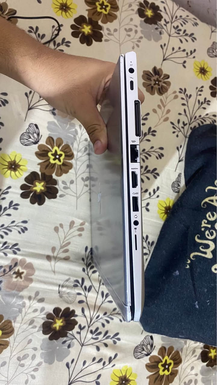 🔥 للبيع HP EliteBook 830 G6 🔥

💻 الموديل: HP EliteBook 830 G6
⚙️ المعالج: Intel Core i5-8365U
🧠 الرام: 8GB
💾 SSD: 256GB Samsung M.2
🖥️ الشاشة: FHD

🎮 يشغل:

* GTA V 🎮
* Minecraft ⛏️
* وألعاب خفيفة ومتوسطة حسب الإعدادات

✨ الجهاز نظيف ويعمل بشكل جيد، مناسب للدراسة والعمل والتصفح.

⚠️ ملاحظة: لوحة اللمس (Touchpad) فقط لا تعمل، والماوس الخارجي يعمل بشكل طبيعي.

💰 السعر: 260,000 دينار قابل للتفاوض

📍 بغداد – الحرية – شارع 20

📞 للتواصل: خاص أو على الرقم *********** بغداد, العراق
