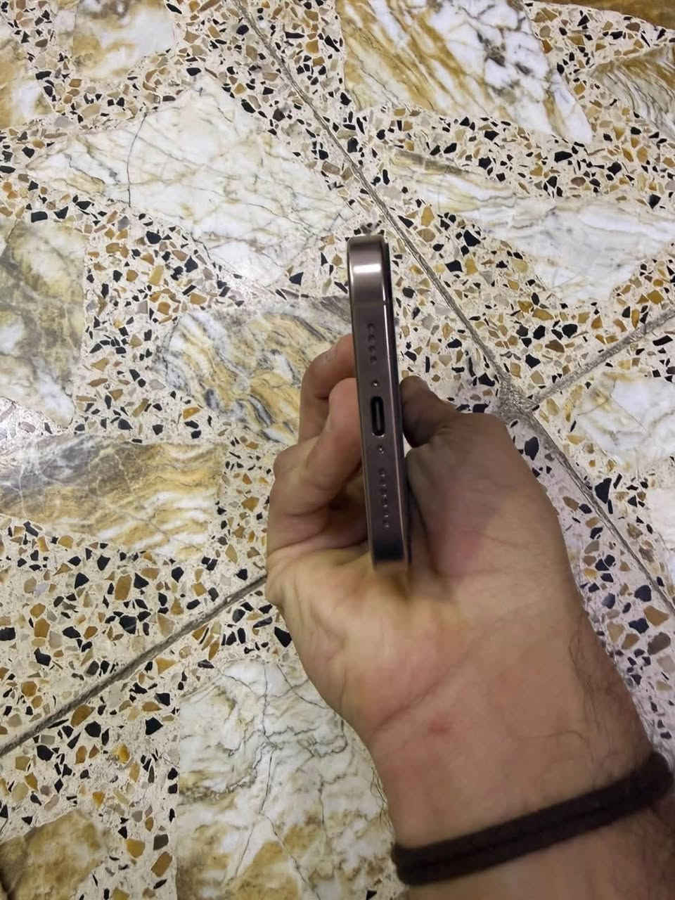 ايفون ١٦ برو ماكس • ٢٥٦ • شاشة ١٢٠ هرتز