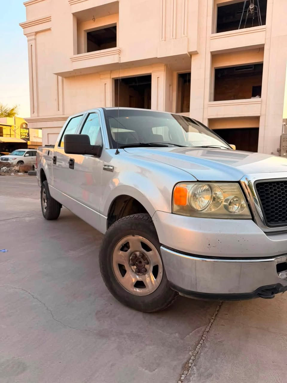 السلام عليكم
فورد f150 موديل 2008 باب طويل بدي قصير لون رصاصي سياره بدوث حادث كلين 
- تخم تاير جديد
- شاشه اندرويد
- حساسات خلفيه
- باتري جديد
- منظومه احتراق جديده
- تبريد ادامه جديده فريزر جديد وغاز جديد
- موقعها بغداد الكرخ
- ⁠مرقمه بغداد حمل باسمي السنويه
للبيع فقط مكاني بغداد الكراده
***********
