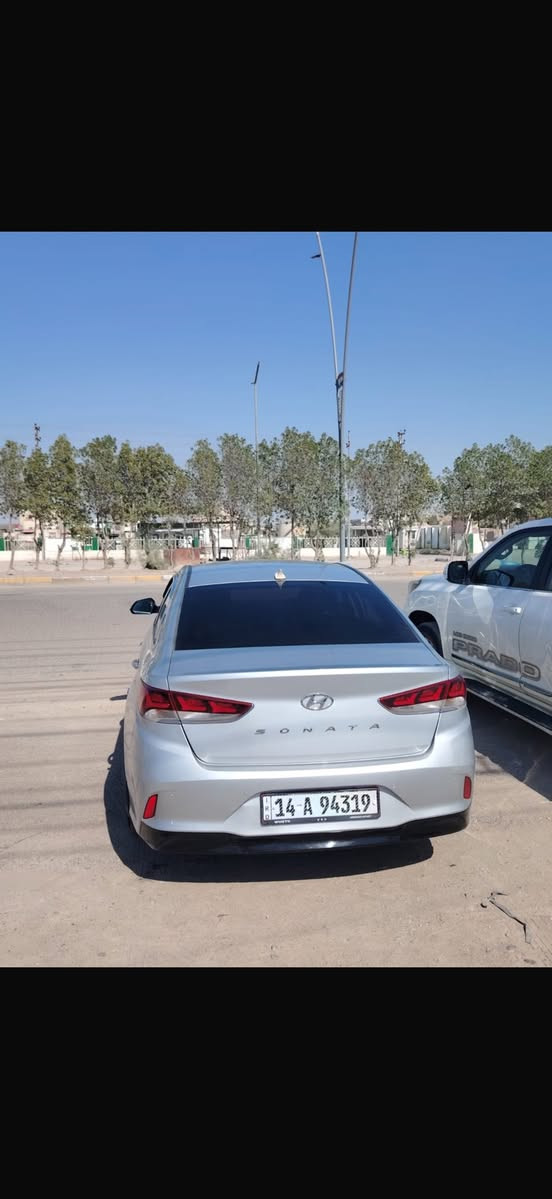 السلام عليكم 
سوناته موديل ٢٠٢٠ كوري 
محرك گير حداده تخم تاير تدفئه تبريد 
حساسات كفاله عامة 
رقم بصره انگليزي 
علمن ان الكوري ماينكفل من الصبغ
السعر 155 وبيها مجال

***********
