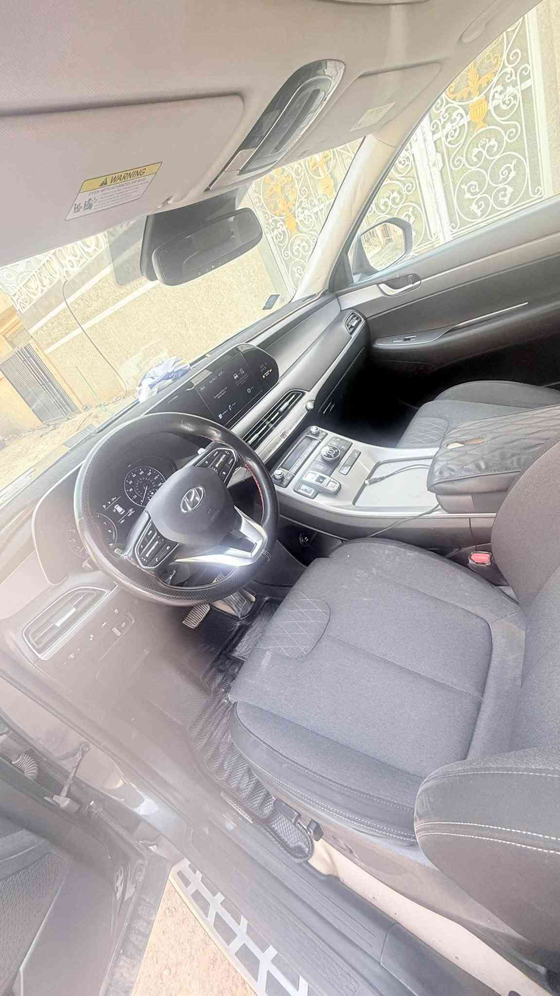 :
🚘 للبيع: هيونداي باليسايد 2022

🔥 Hyundai Palisade 2022

السيارة نظيفة جداً ، لون رمادي أنيق، ومواصفاتها حسب الصور.

✅ موديل 2022
✅ مكينة وقير بحالة جيدة
✅ داخلية نظيفة
✅ شاشات ومواصفات كاملة
✅ إطارات جيدة
✅ السيارة جاهزة للاستخدام
📍 الموقع: الحلة – بابل

💰 السعر: [235 $] وبيها مجال 
📞 للاستفسار: [***********]
