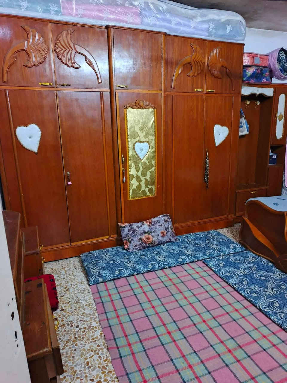 غرفه للبيع سعر،400وبيه مجال مستعجل عليها +9647508997253
