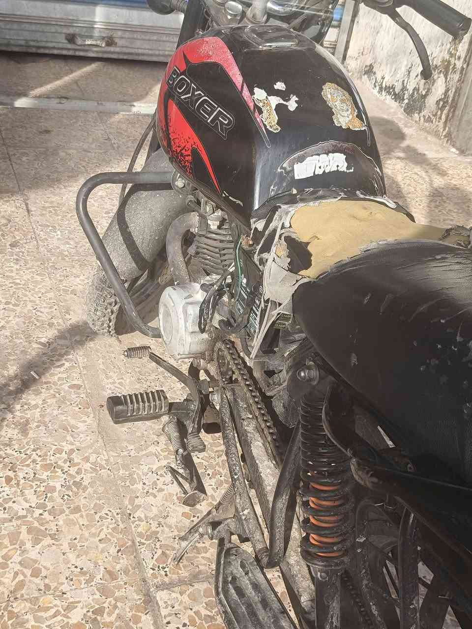 بوكسر • ٢١ • اوراق