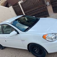 اكسنت • ٢٠٠٨ • مگلوبه