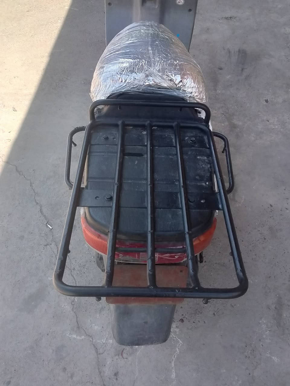 شغال كامل هندر واحد كهربيات شغاله السعر 150 الف وبي مجال ***********
