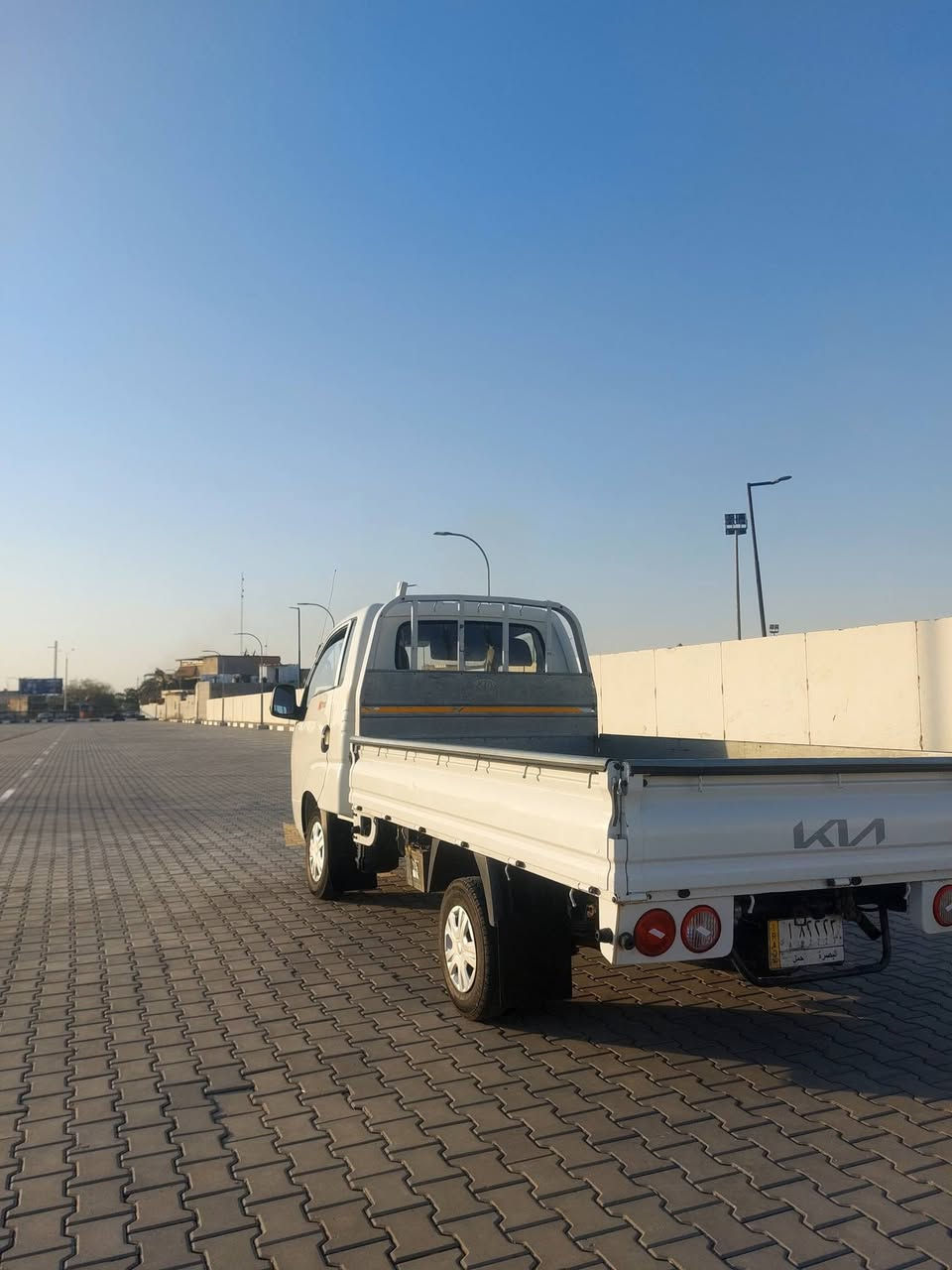 السلام عليكم كيا بنكو مفتوح للبيع موديل ٢٠٢٢رقم بصره سنويه مجدده السعر ١٢٠بيه مجال مكاني بصره @إشارة ***********
