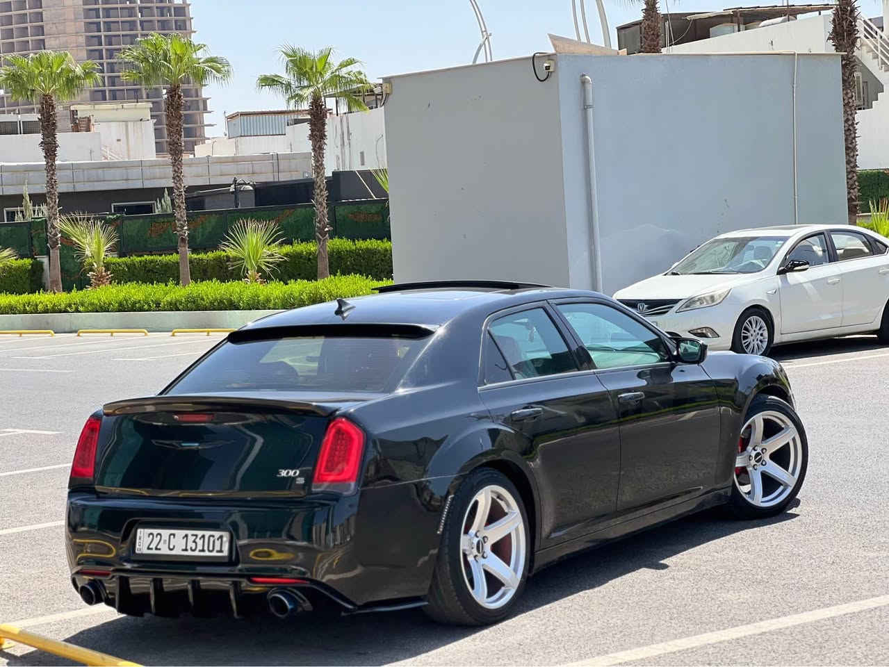 اوباما s ٢٠١٣كامل شكلي كوراوة سةنةوي رةقةم كشتي تازةية 
تةنها دو بارجةي هةية بونيتي كرايتة srt سةيارةكة تابلي جوانة بيكيشةية هةمو كياني بةشةرتة
*********** أربيل, العراق
