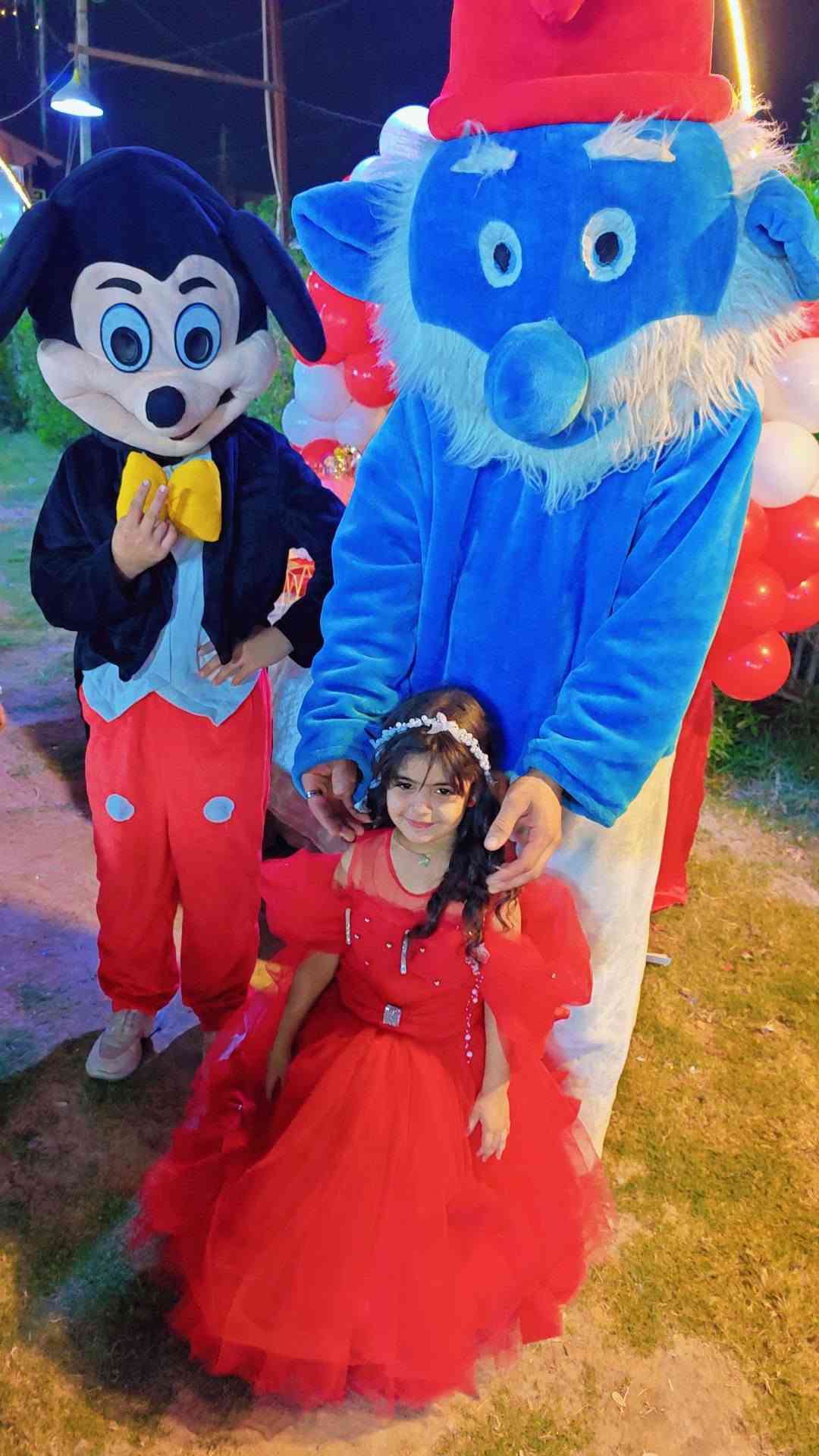 عيد ميلاد جوانة في متنزه نيو دي العائلي في الدورة
سعر الحجز والتزيين كامل ب35 الف مع الدمى ودي جي وتصوير للحجز ***********
