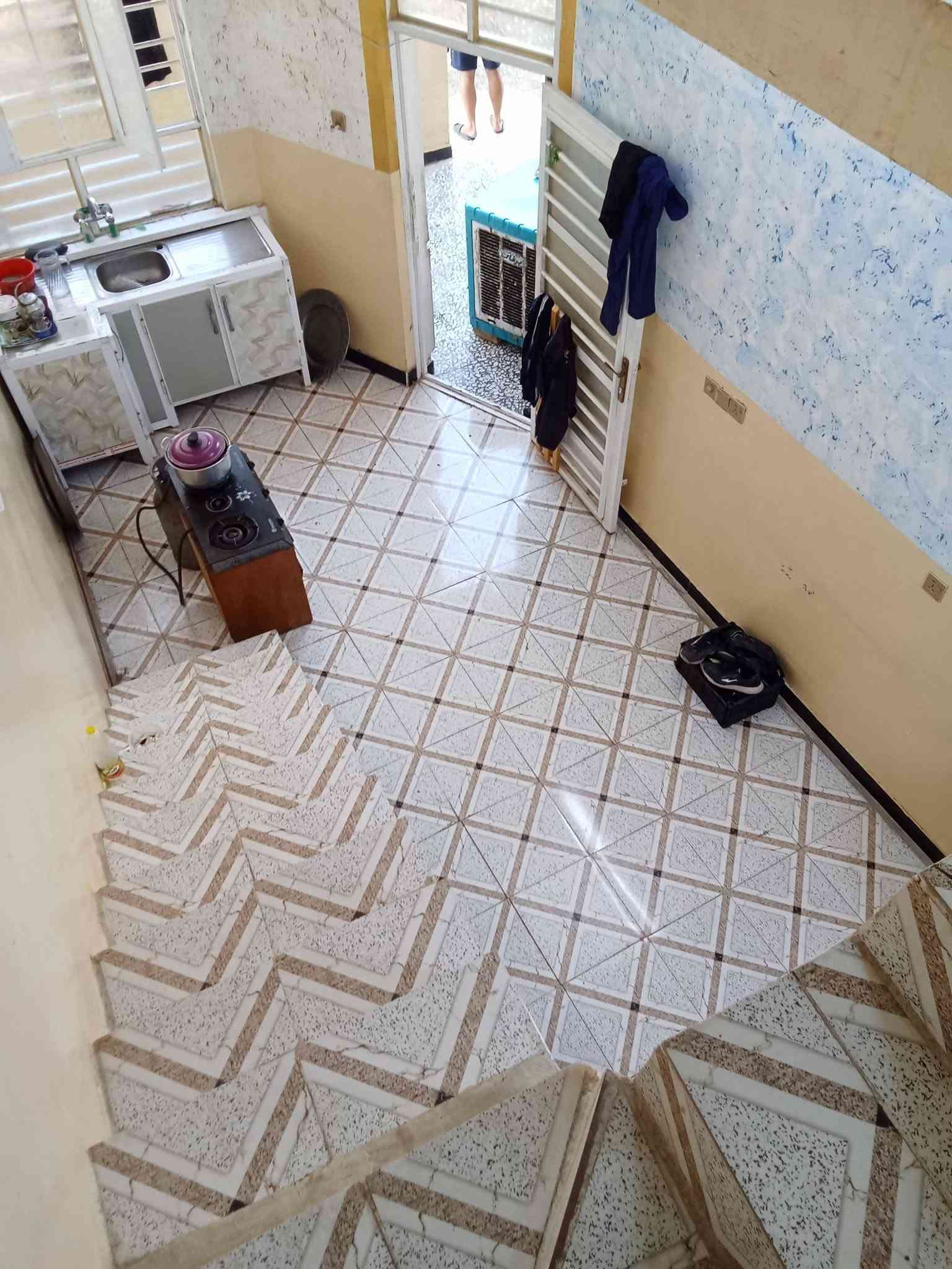 بيت للبيع المساحه 65 سبع قصور قرب السده ثالث فرع عله ايدك اليمنه السعر 30 مليون قفل غير قابل للعمله بي خاص واتساب ***********
