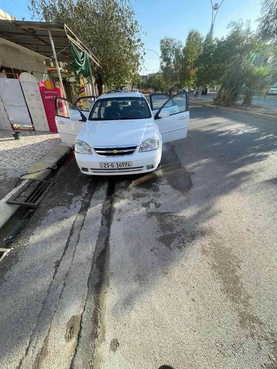 سياره  للبيع أوبترا بيها شوية ضرر بالصندوك تايرات تخم جديده سياره مال جني لا قمارة بيها عيب سياره ٢٠١٣مكان كركوك حي الواسطي للمراسله خاص🔥🪬 رقم ***********
