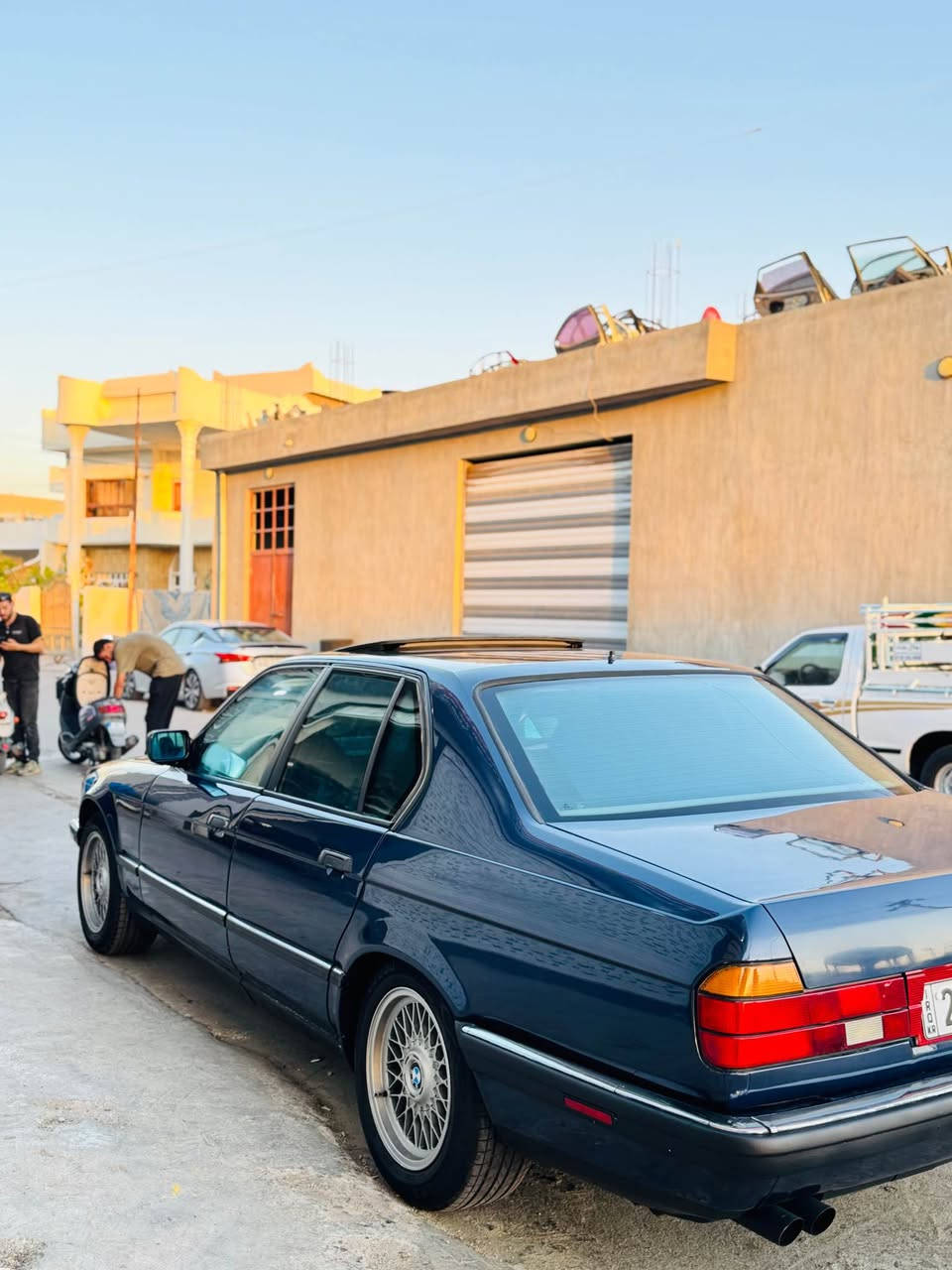 🔥 للبيع BMW 740 موديل 1992 — سيارة مرتبة وتستاهل 🔥

🚘 BMW 740 | موديل 1992

✨ المواصفات:
• بدون ضرب
• بدون دواخل
• دواخل جديدة بالكامل
• كشنات جلد
• صبغ عام للجمالية
• تخم الصدر الأمامي والخلفي جديد
• 4 طايرات جديدة 🛞
• محرك وكير بشرط
• كير أوتوماتيك
• مواصفات سلايد
• 4 جامات كهربائية
• تبريد ثلج ويا السويج ❄️🥶
• السيارة بدون مصرف
• السيارة بأسمي وبشرط التحويل
• السنوية جديدة لحد 2031 ✅

🚛 وتكدر تسوي تراي لحد بغداد

📌 سيارة قديمة بس مواصفاتها حلوة ومرتبة، والفحص على المشتري وبأي مكان يختاره.

💰 السعر: 88 ورقة 

📞 للمهتمين الجادين فقط
*********** كركوك, العراق
