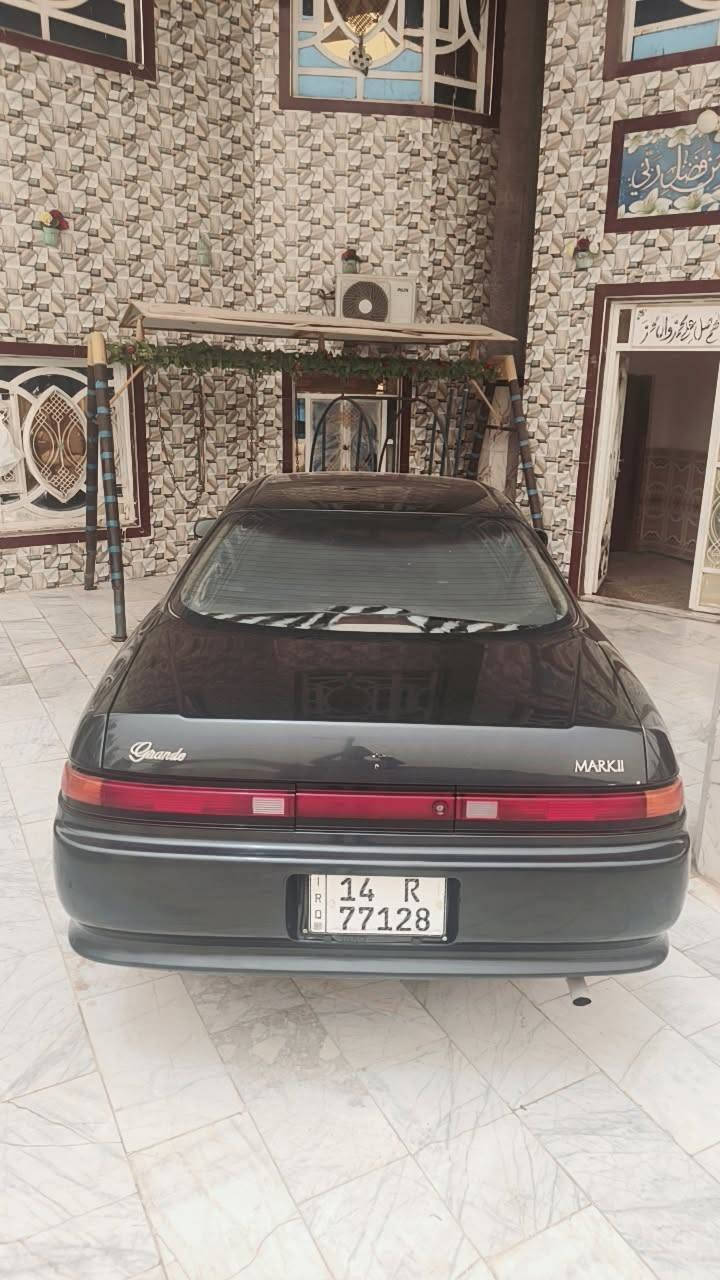 السلام عليكم 
مارك نفخ مديل 2000 سنويه لل30 سياره مكفوله من الضربه والكص والنقل والاصوليات رقم نكليزي محرك ونجي تبريد شغال كلشي شغال بيهه تخم تايرات جدد حداده جديده سياره نظيفه ونصبتهه حلوه نفس الصور مكاني البصره القرنه السعر 70  
*********** رقمي او خاص متواجد
