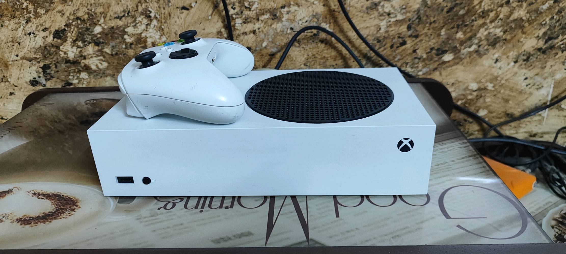 🎮 للبيع Xbox Series S
✨ التفاصيل: 🔹 Xbox Series S
🔹 سعة 512GB SSD 💾
🔹 إصدار 2024 📅
🔹 تاريخ التصنيع: 05/06/2024
🔹 يد أصلية 🕹️
🔹 الجهاز غير مفتوح نهائيًا 🔒
🔹 لم يتم تصليحه أو تبديل أي قطعة 🛠️❌
🔹 يعمل بصورة طبيعية وبدون مشاكل ⚡
🔹 نظيف ومحافظ عليه ✨
📦 المحتويات:
🎮 الجهاز
🕹️ اليد الأصلية
🔌 كيبل الكهرباء
📺 كيبل HDMI
⚡ UPS (يو بي إس)نظيف ايضا 
ما عندي كارتون
📍 الموقع: كركوك
💰 السعر: 425 ألف دينار
🤝  للتواصل ع الواتس او انستا ***********
vv_cv4
السبب: ما متفرغ بسبب عملي