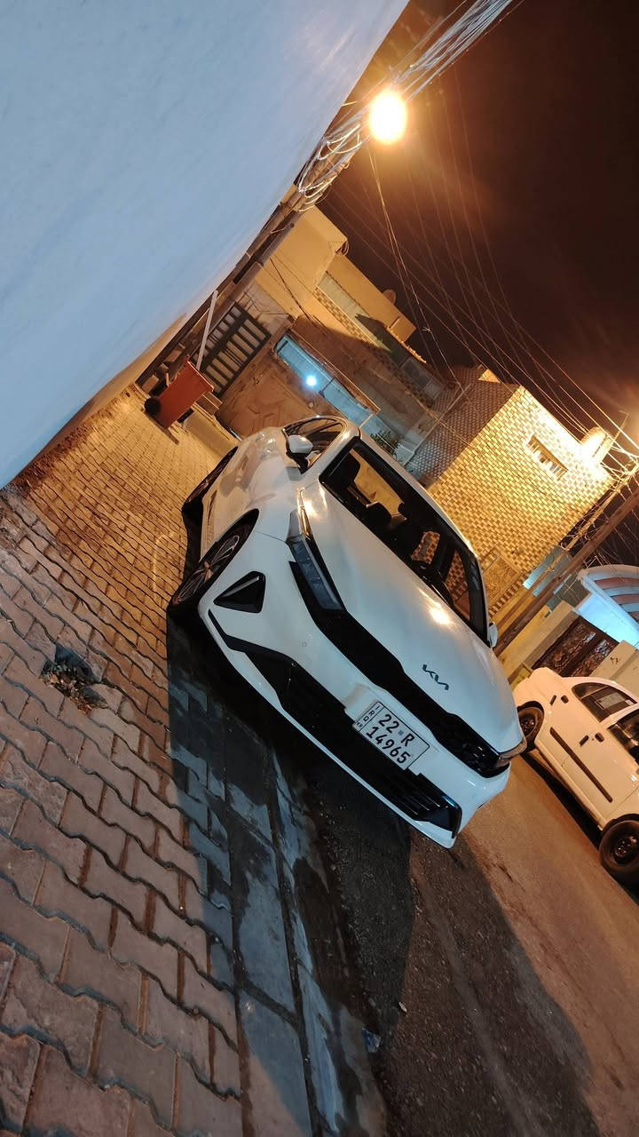 سلام عليكم k3 مديل ٢٥ كفاله عامه  وجديده بمعنه الكلمه ماشيه ٢٤ الف آسعر ١٤٥ وبيه مجال مكان سياره نجف ***********
السياره بسم شركه تريد وكاله تريد تحويل
