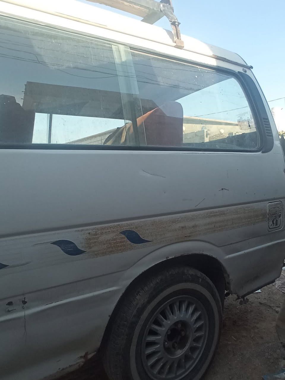 كيه فتون  ياباني 14نفر ومسويلها كشن اضافي صارت 18نفر وتفيد لطلاب المدارس تشيل 32نفر
راعيها بغداد ماواصليله رقم احمر موديل 2009 حداديه كامله تخم تاير مكينه ونجي بانزين  مكانها نجف كوفه براكيه  السعر 25وبيها مجال -للاستفسار الاتصال علئ الرقم ***********
