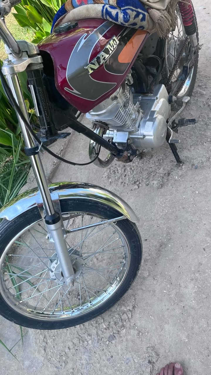 سلام عليكم للبيع درجه نامه موديل 23 مكينه نامه شلامجه مفتوحه ولفات كلك الدراجه  سعر 450 وبيه مجال للطيبين مكاني بابل ورديه خارج رقمي ‭***********‬
