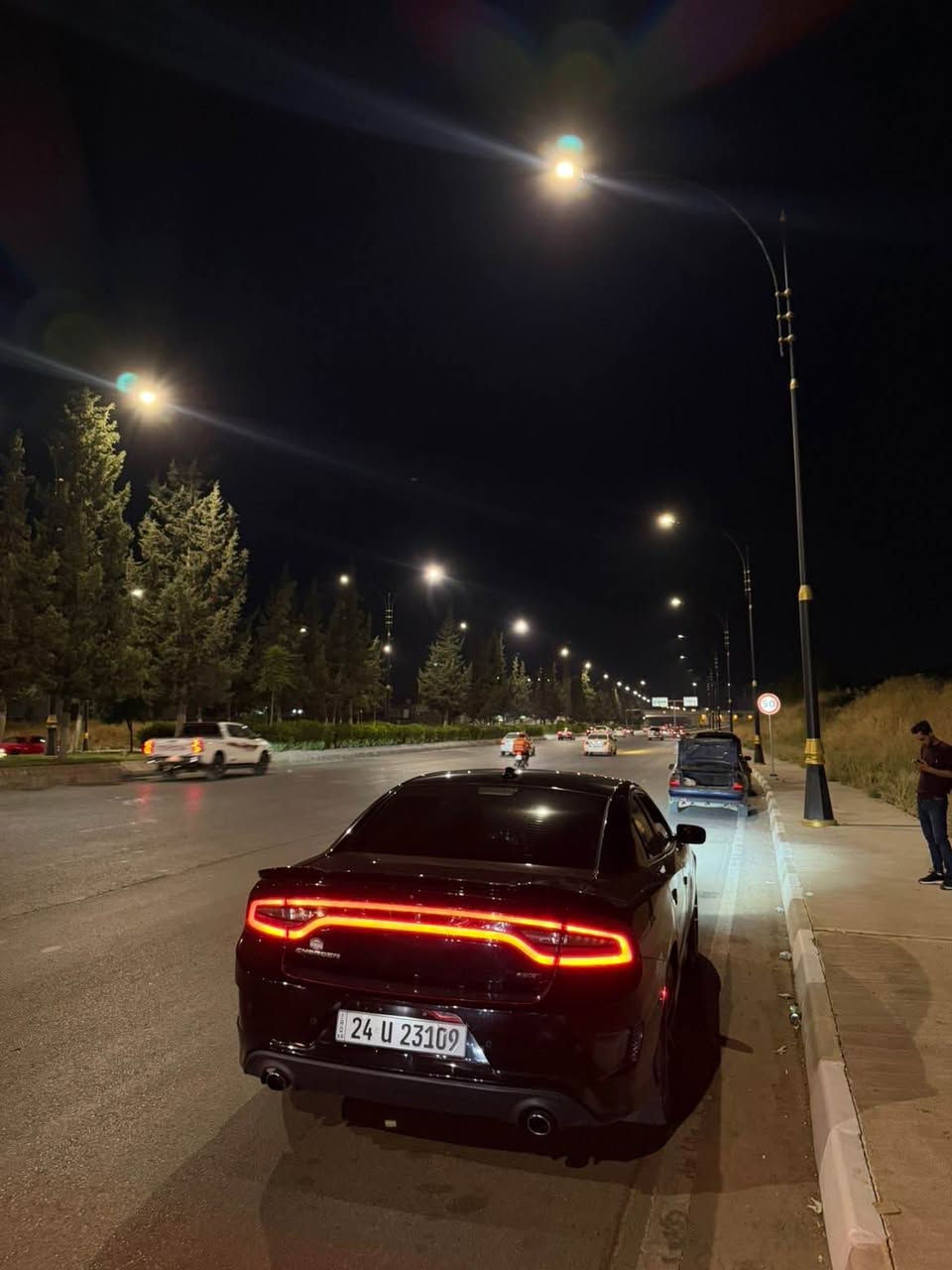 جارجر GT موديل 2019 
رقم سنوي جديد 
3 قطع صبخ بئ شاصي 
تحويل وكاله بشرط 
گير مكينه جديد 
سعر 177$ 
رقم تلفون *********** زاخو, دهوك
