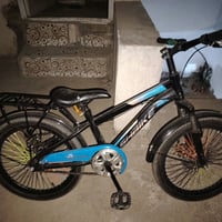 بسكل عمر 12 لو 11 جديد 70 بي مجال بغداد حي سفير 07709686308