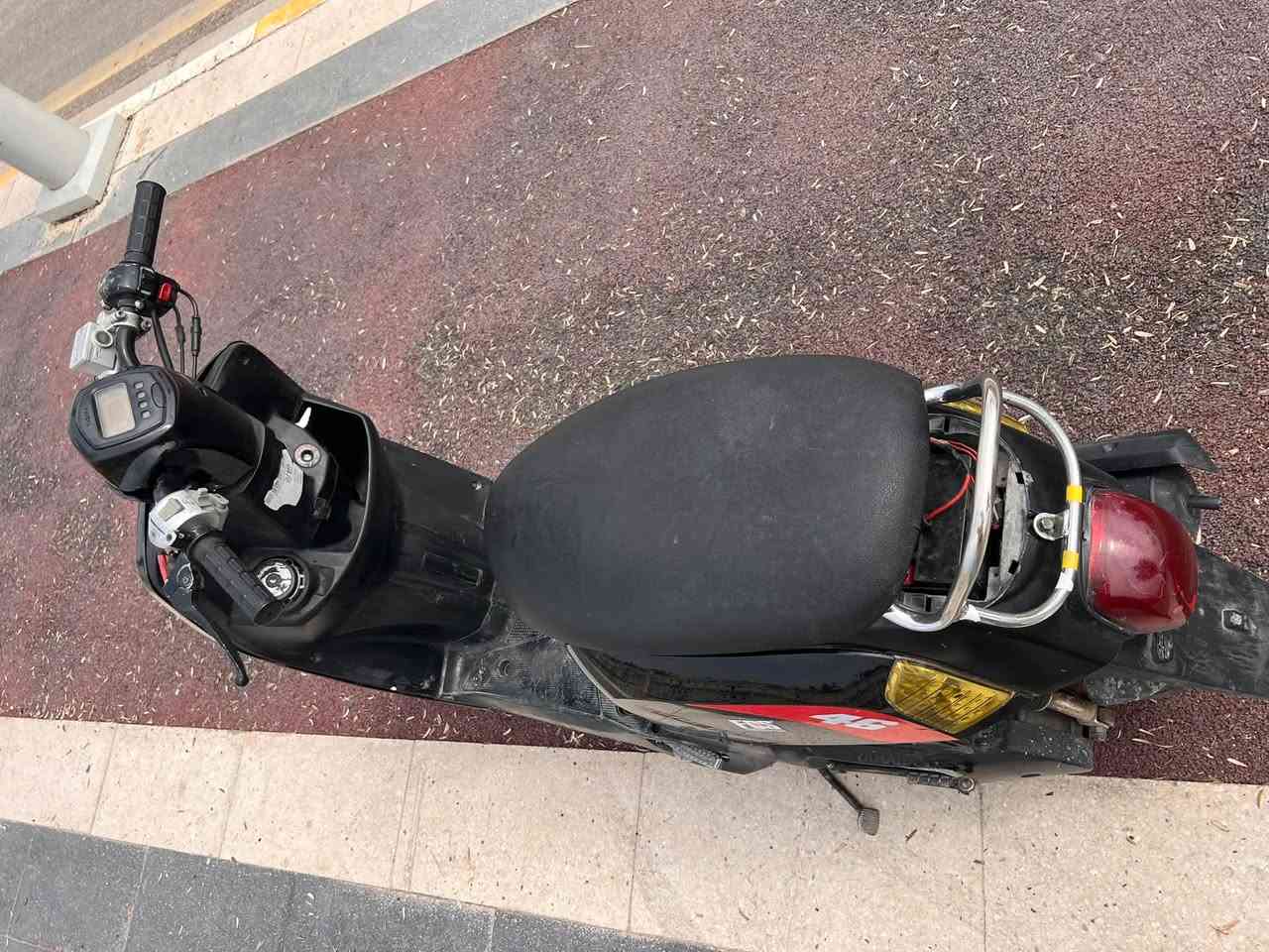 ماكس بوليس • نوزل • ٢٠١٠