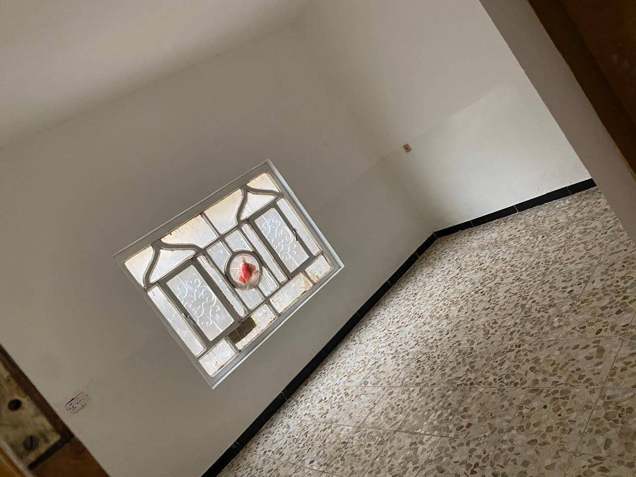 بيت للبيع زوير الغربي مساحة ٢٠٠ واجهة ١٠ نزال ٢٠ 
طابو زراعي سند ٢٥ نظيف وصافي تحويل مباشر باسم المشتري 

الموقع مميز /. الفرع المقابل محطة الماء الثانية اول بيت بالفرع يبعد عن الشارع الرئيسي ١٠ متر 
#موقع-مميز
الدار فارغ تسليم مباشر

البيت طابق واحد يحتوي على 
غرفتين نوم /صالة كبيرة /مطبخ / هول / صحيات داخلية وخارجية / طرمة / حديقة 
بناء ٢٠٠٨ 
#السعر.. مناسب جدا ارخص من العقارات المجاوره اله بكثير فرصه لاتعوض
#مكتب الحسيني للعقار
***********0
***********
