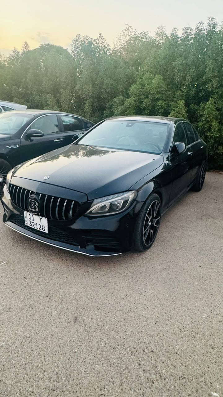 للبيع او مراوس تويوتا رافور  من موديل 23 إلى 25 هايبرد سيارة مارسيدس وارد امريكي موديل ٢٠١٨
لون اسود فول مواصفات 
حادث السياره دعاميه امامي وباب السايق والصدر بي شخط .. ايرباك ستيرن فقط
سقف فول بانوراما
محرك الفين توربو 
ماشيه ٥٨ الف ميل
رقم بغداد
السيارة بأسمي تحويل ثاني يوم 
بيها صبغ ٥ قطع 
السعر ١٩٠ ورقه وبي مجال بسيط ‏‪***********‬‏

