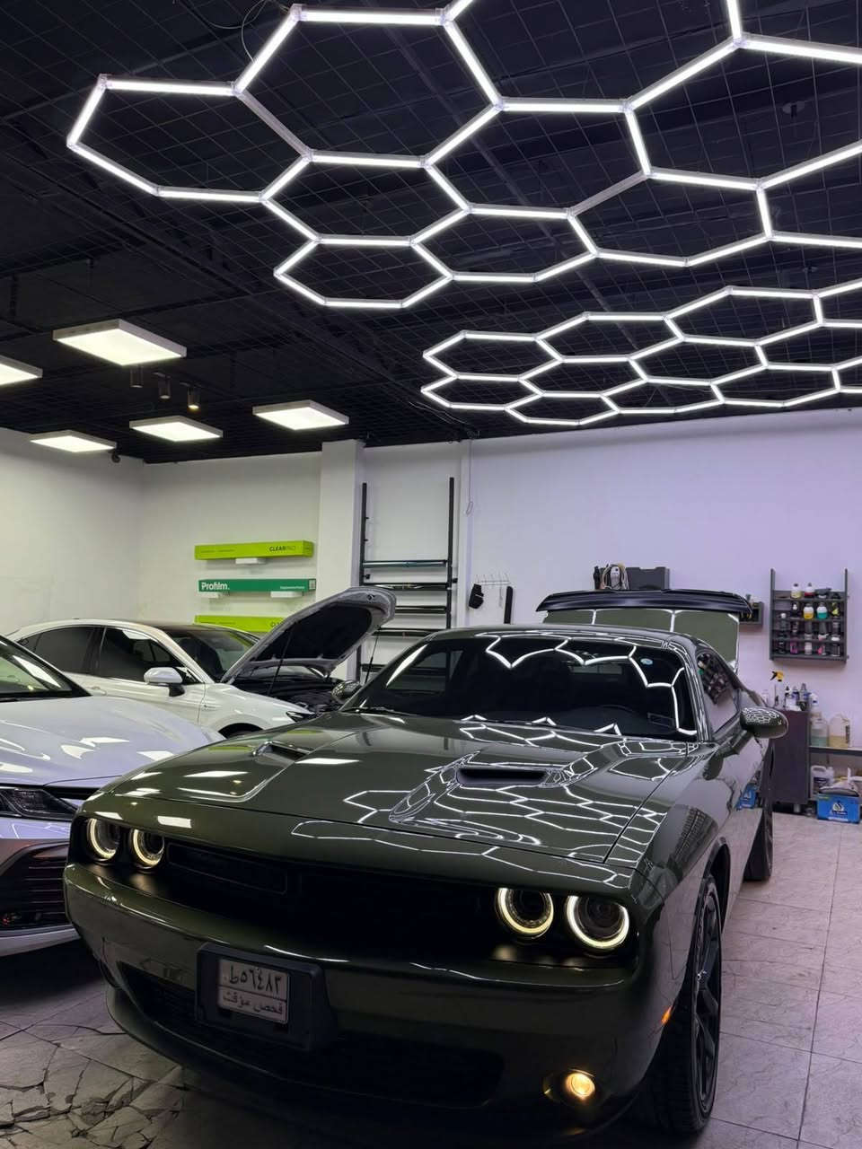 🚗 Dodge Challenger SXT 2023 للبيع
الوصف والمواصفات:
 * الفئة: SXT (محرك 3600)
 * الموديل: 2023
 * اللون: زيتوني مميز
 * المسافة المقطوعة: 18 الف ميل
 * بدون لوحات مستوردها باسمي
🛠️ حالة السيارة والمواصفات:
 * الحادث: حادث خلفي بسيط
 * الصبغ: قبق الجنطه 
رقم الشاصي 2c3cdzag3ph693500
 * المحرك والكير كفاله 
 * المواصفات الإضافية: كشنات كهرباء، ويل كب حجم 20، إطارات (تايرات) جديدة بالكامل
📍 العنوان: كربلاء 
📞 للإستفسار والتواصل: ***********
📩 أو عبر الخاص: الماسنجر مفتوح
