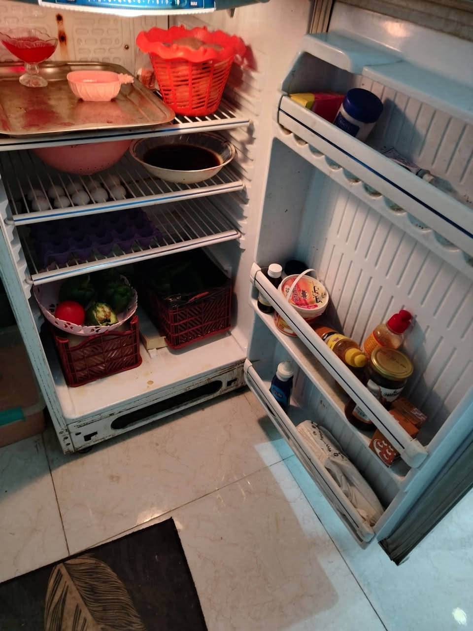 ثلاجة كونكورد حجم كبير ٢٠ ماداخلة تصليح ديوانية مركز *********** السعر ١٧٥
