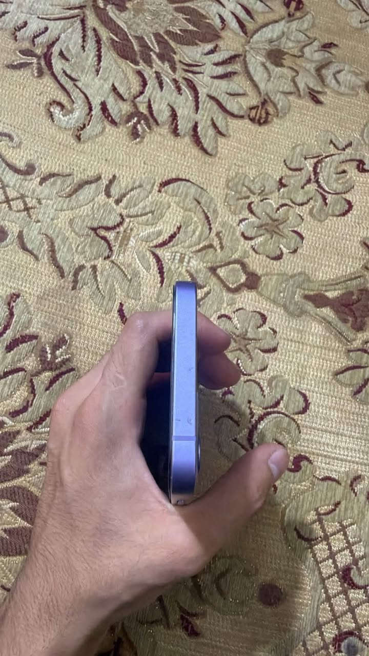 12
عادي ماستر عربي
وتر بلادي 
الذاكره 128
بطاريه 88
ملحقاته كارتون موجود 
السعر 375 
***********
