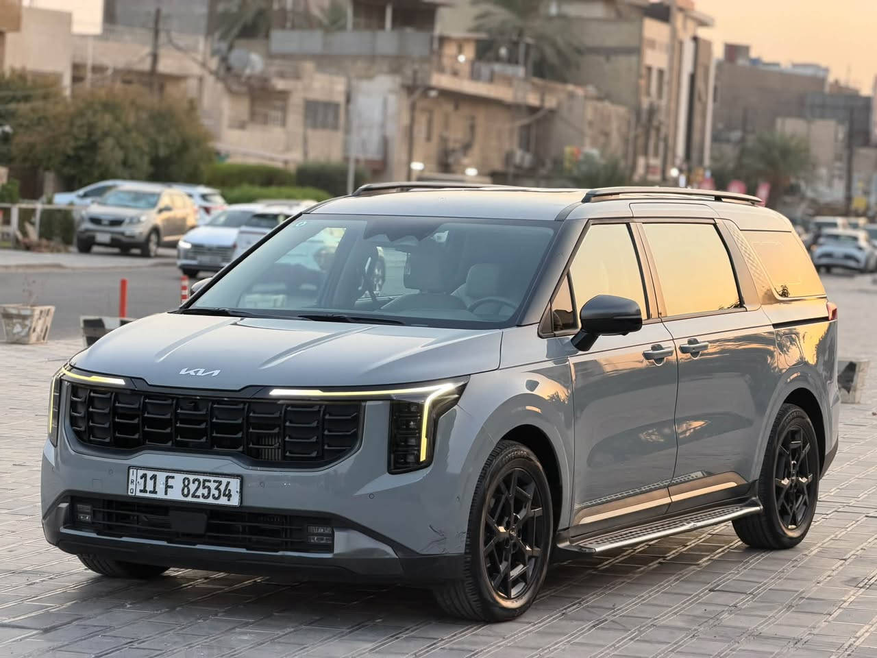 ياالله

السلام عليكم 

كيا كرنفال هايبرد 2025 SX برستيج وارد كوري 

Kia Carnival Mpv Sx Prestige 2025 1.6 Hybrid  

 

                  Hybrid حجم المكينه : 1.6 تيربو + هايبرد 

         المسافه المقطوعه : 42 الف كيلو 

  

#مواصفاتها 

1.شاشه امامي 

2.كامرات 360

3.بصمه

4. اوتوبارك تروح وتجي بالريمونت

5.ويل كب اسود

6. تشغيل عن بعد

7.حساسات خلفي امامي

8.بيبان كهرباء

9.لايتات لد

10.لايتات زنون

11.بكلايتات لد

12.اشاير بالمري

13.رادارات 360

14.كشنات جلد مشمشي

15.ثلاث قطع تبريد

16.هيترات بالكشنات حار بارد امامي خلفي

17.هندبريك بصمه

18.شحن وايرليس

19.هيتر بالاستيرن

20.كشافات 

21.مري شفط

22.كشنات كهرباء امامي خلفي

23.كشن السايق ميمري

24.تحديد مسار

25.نظام ايكو سبورت عادي

26. شاشات خلفية ايباد

27.كامرات محيطية داخل السياره

28. داش كام 

فول موصفات 1/1 جاهزه مرقم بغداد 

🟩 السعر  _ 285 مرقم بغداد وبيها مجال

تفاصيل اكثر هذا رقمي *********** تحياتي 

مكان السياره بغداد حي الجامعه
