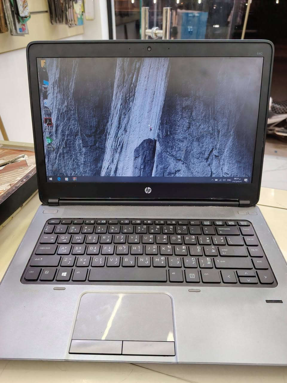 لابتوب hp
كورi5
الجيل رابع
حجم شاشه 14
رام 8
هارد ٥٠٠ العادي يحتاج تطوير
ملحقاته شاحنه + ماوس+ جنطة
سعر ١٢٥ بيع مستعجل
***********
المضيق مقابل جامع الخضر والياس
